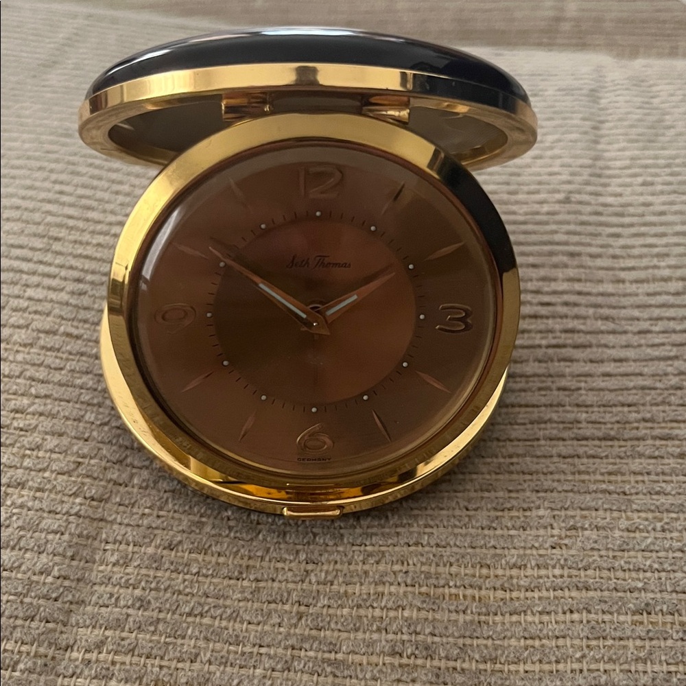 Vintage Seth Thomas Tortoise Travel Alarm Clock